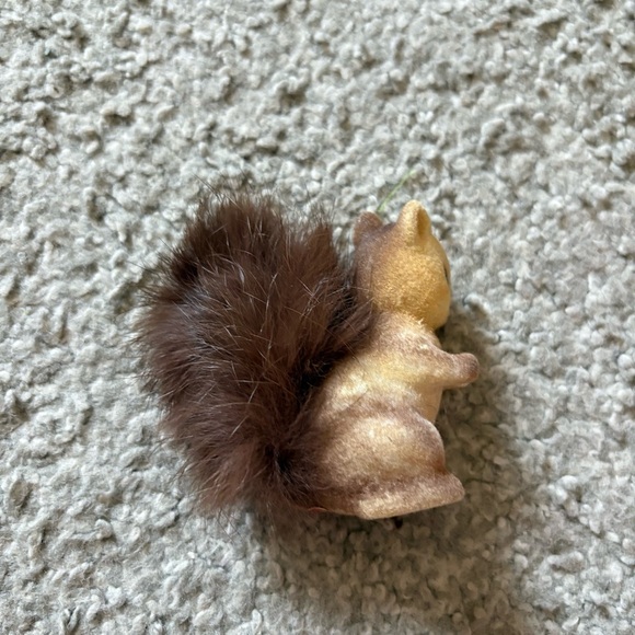 Vintage Flocked Celluloid Real Fur Brown Squirrel Made in Japan Vtg Figure - Picture 5 of 6